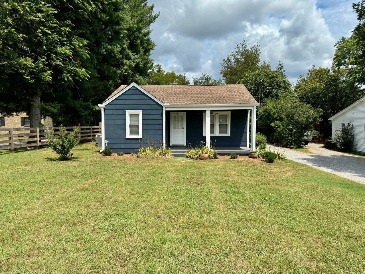 506 N Petway St - Photo 2 of 35