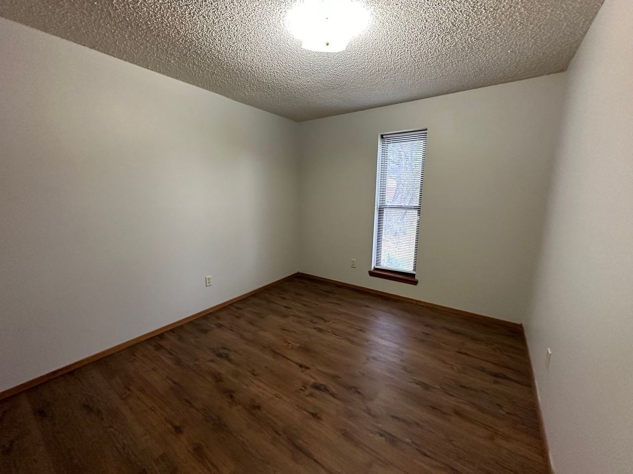 1705 S Tampa Ave - Photo 5 of 10