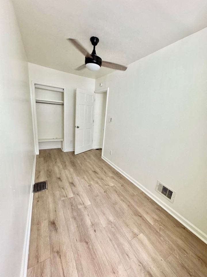 2030 Waterloo St - Photo 6 of 10