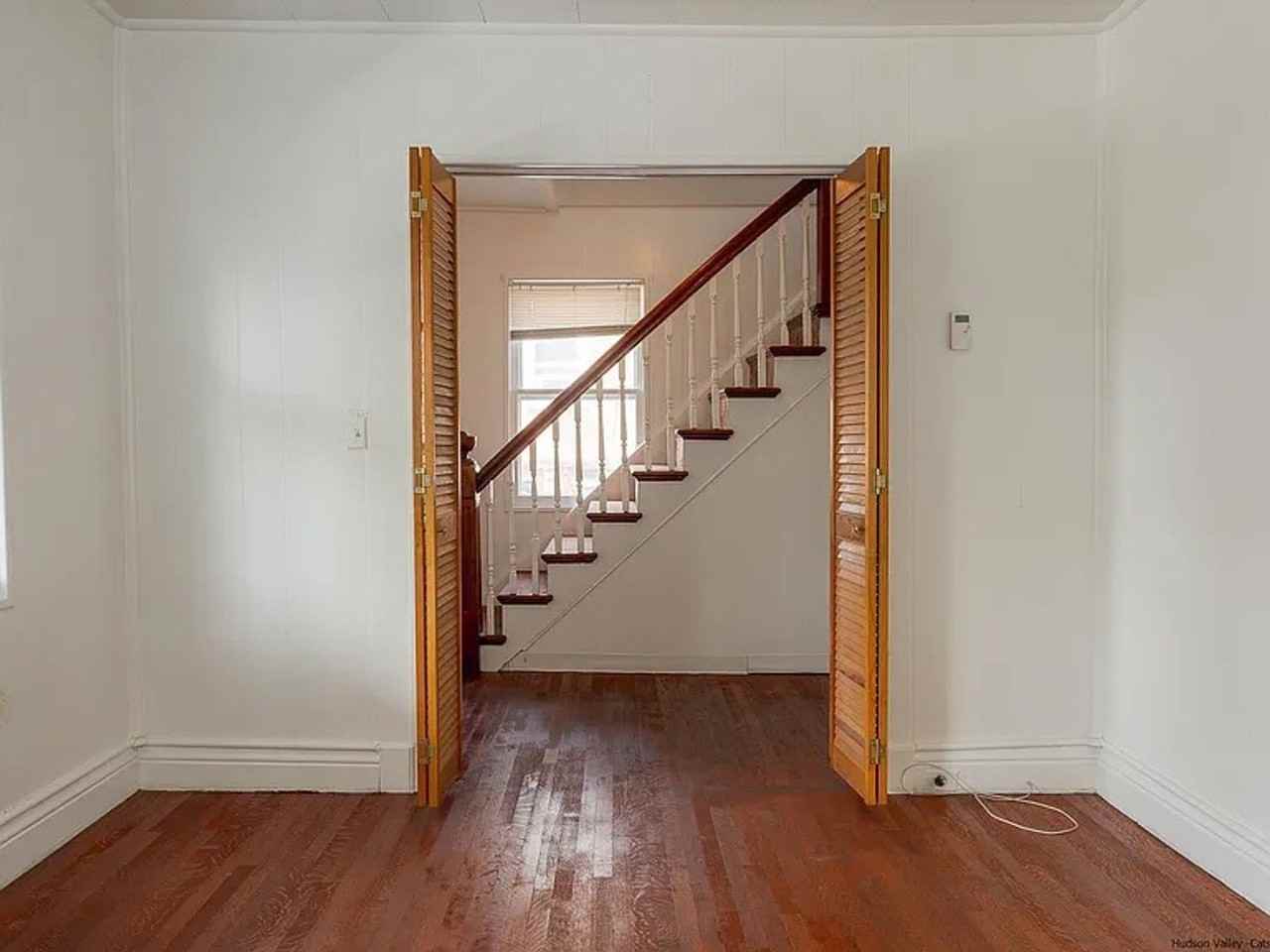 82 Prospect St - Photo 3 of 32