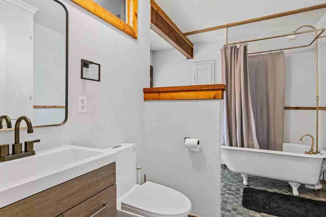 404 Blackson Ave - Photo 7 of 10