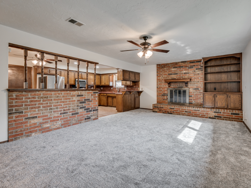 4904 Cinder Dr - Photo 3 of 17