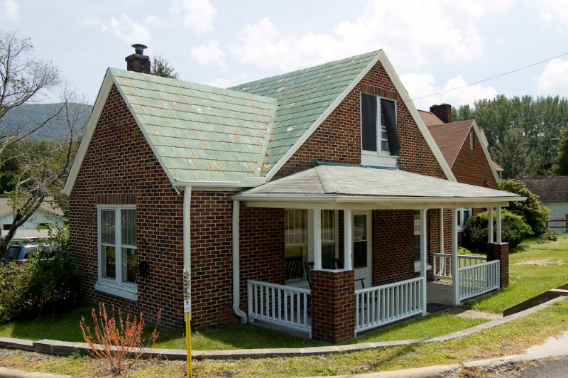 306 N Jefferson Ave - Photo 2 of 17