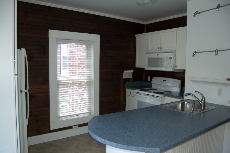 306 N Jefferson Ave - Photo 3 of 17