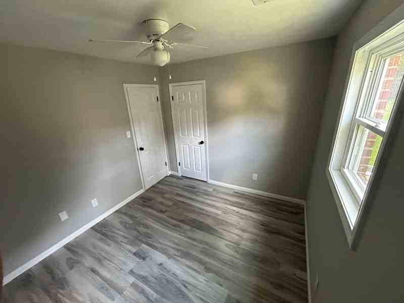 201B Avalon St - Photo 3 of 8