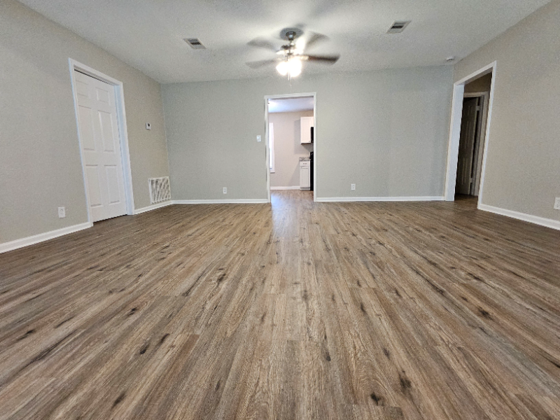 1526 2nd Ave N - Photo 3 of 13