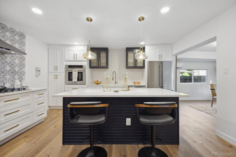 6050 E Alameda Ave - Photo 7 of 34