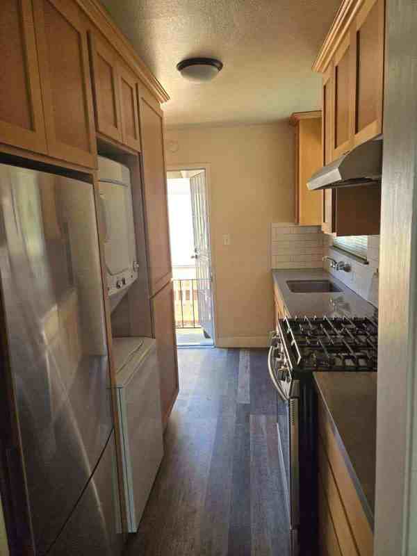1265 147th Ave #1263 - Photo 3 of 8
