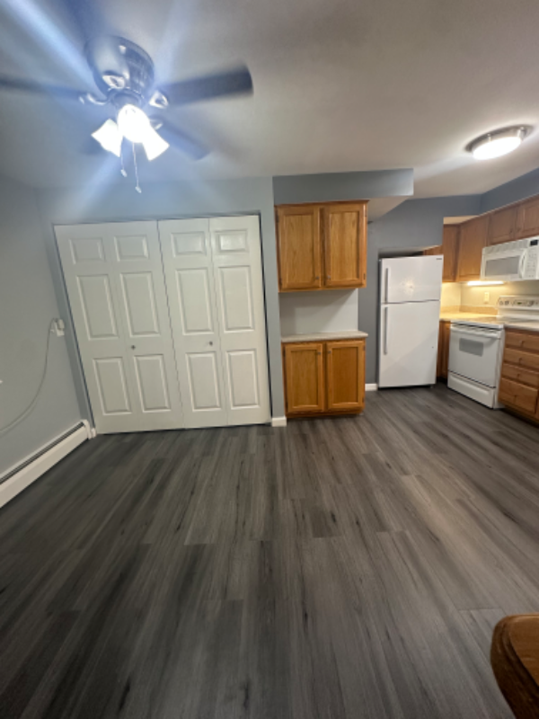 538 Dubuque St - Photo 3 of 13