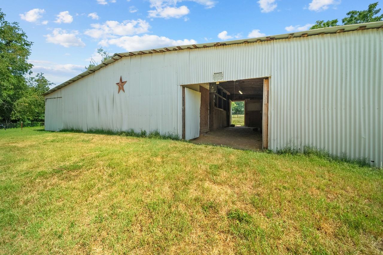 8631 Mascot Rd #NA - Photo 2 of 40