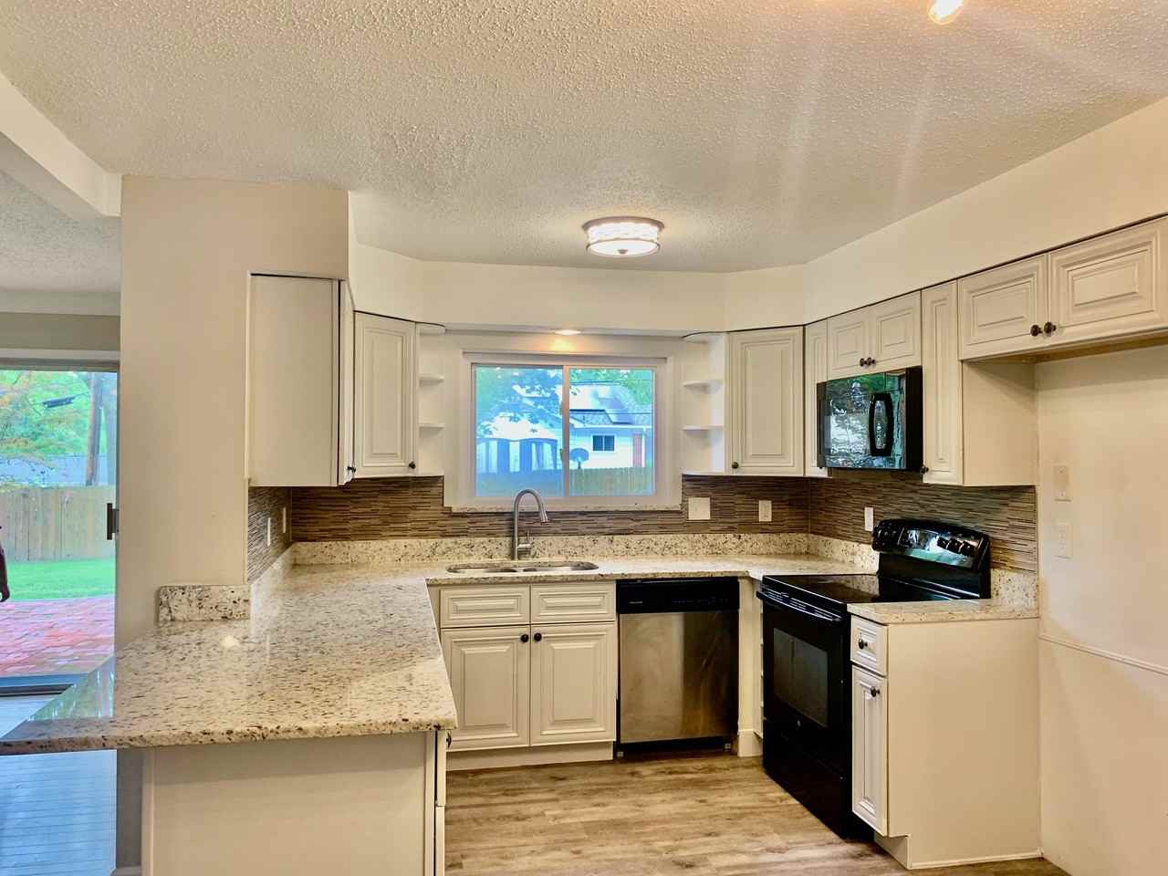 1411 Oldfarm Dr #NA - Photo 3 of 13