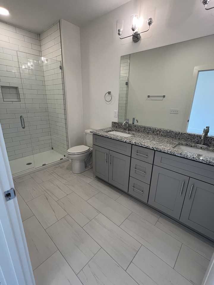 700 N Dupont Ave #212C - Photo 5 of 24