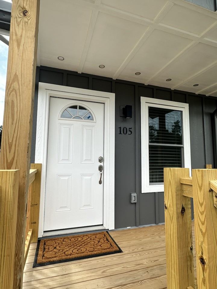 105 Leslies Home Dr #105 - Photo 4 of 36