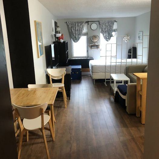1055 Rue Saint Mathieu - Photo 4 of 16