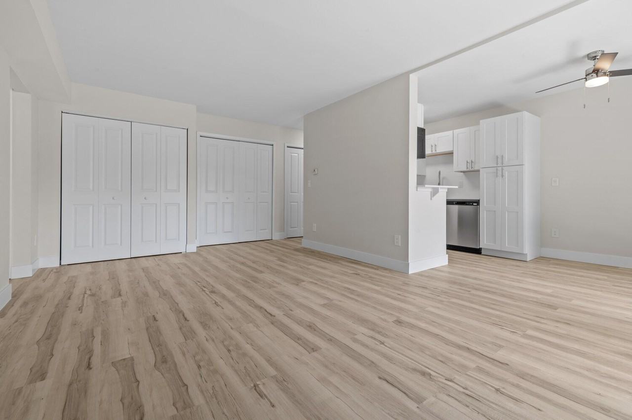 Sunnymede Apartments - Troy, MI - Photo 7 of 50