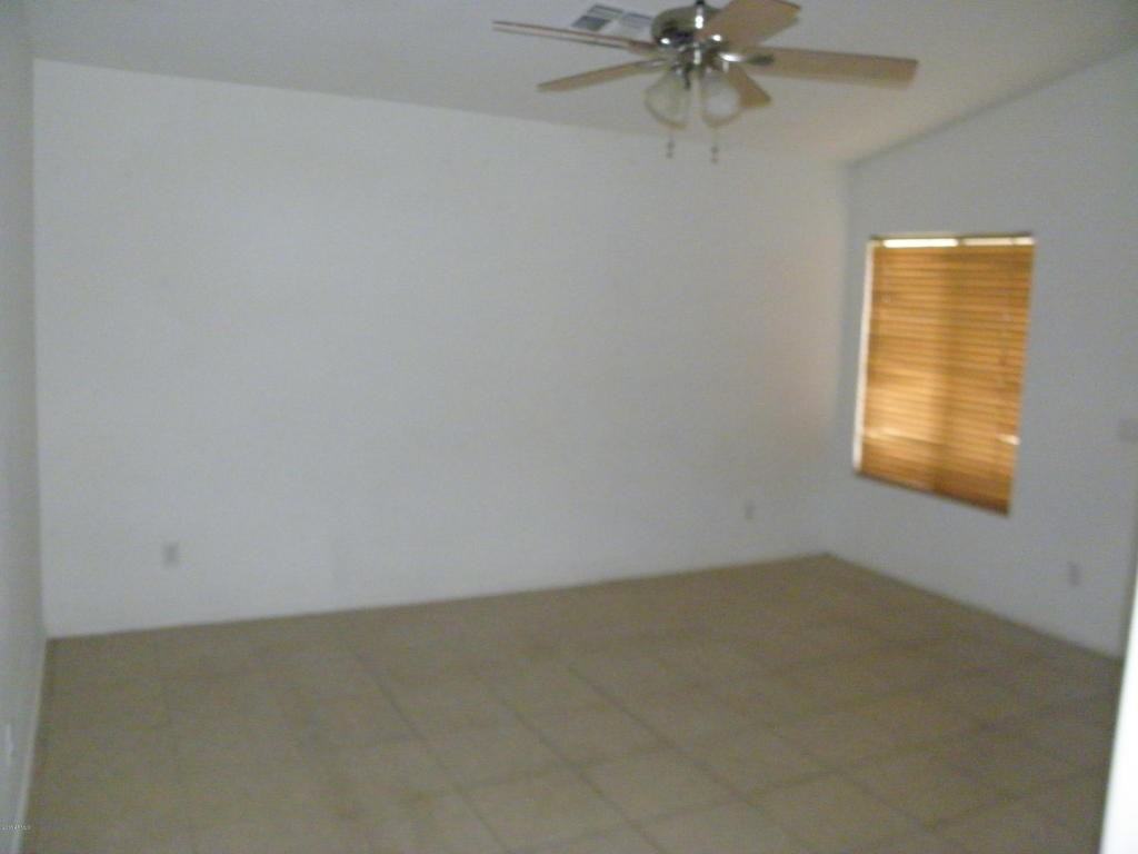 4416 N 113th Dr - Photo 3 of 14