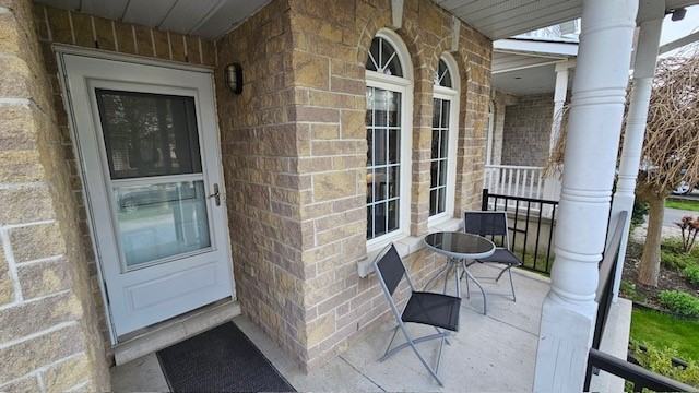 1019 Rainbow Cres #1 - Photo 2 of 37