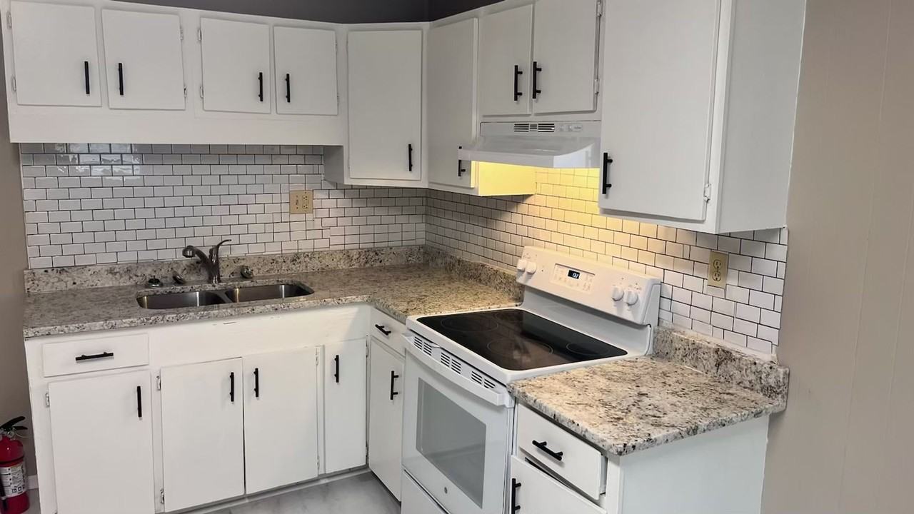 4036 Tavineer Dr - Photo 3 of 13