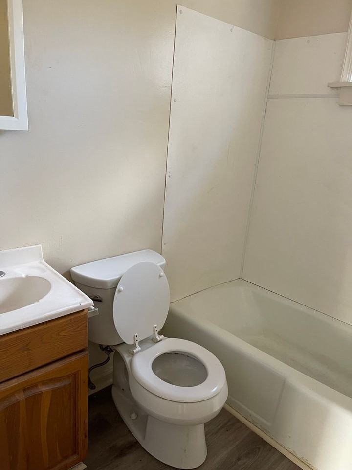 Avondale Apartments - Photo 3 of 12