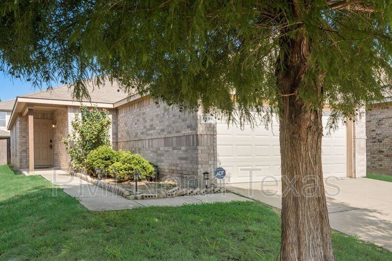 8809 Valley River Dr - Photo 4 of 22