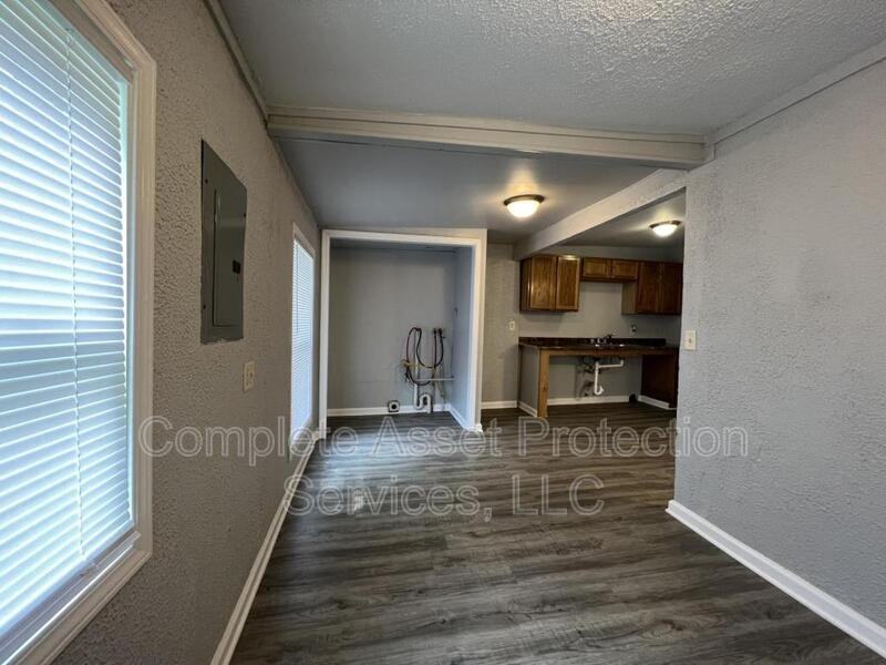 4079 Missouri St - Photo 2 of 7