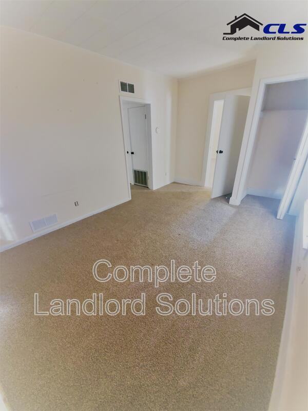 824 East Harris Street Front House - Photo 6 of 11