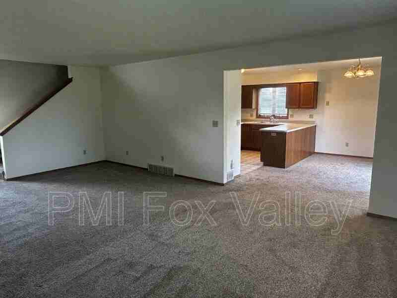 W3174 Westowne Ct - Photo 3 of 29