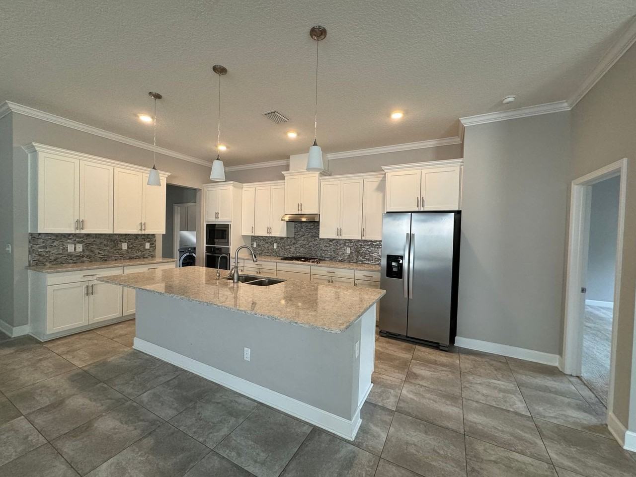 370 Citrus Ridge Dr - Photo 7 of 21