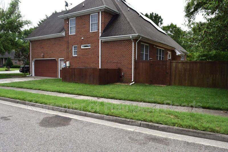 1100 Palomino Ct - Photo 3 of 50