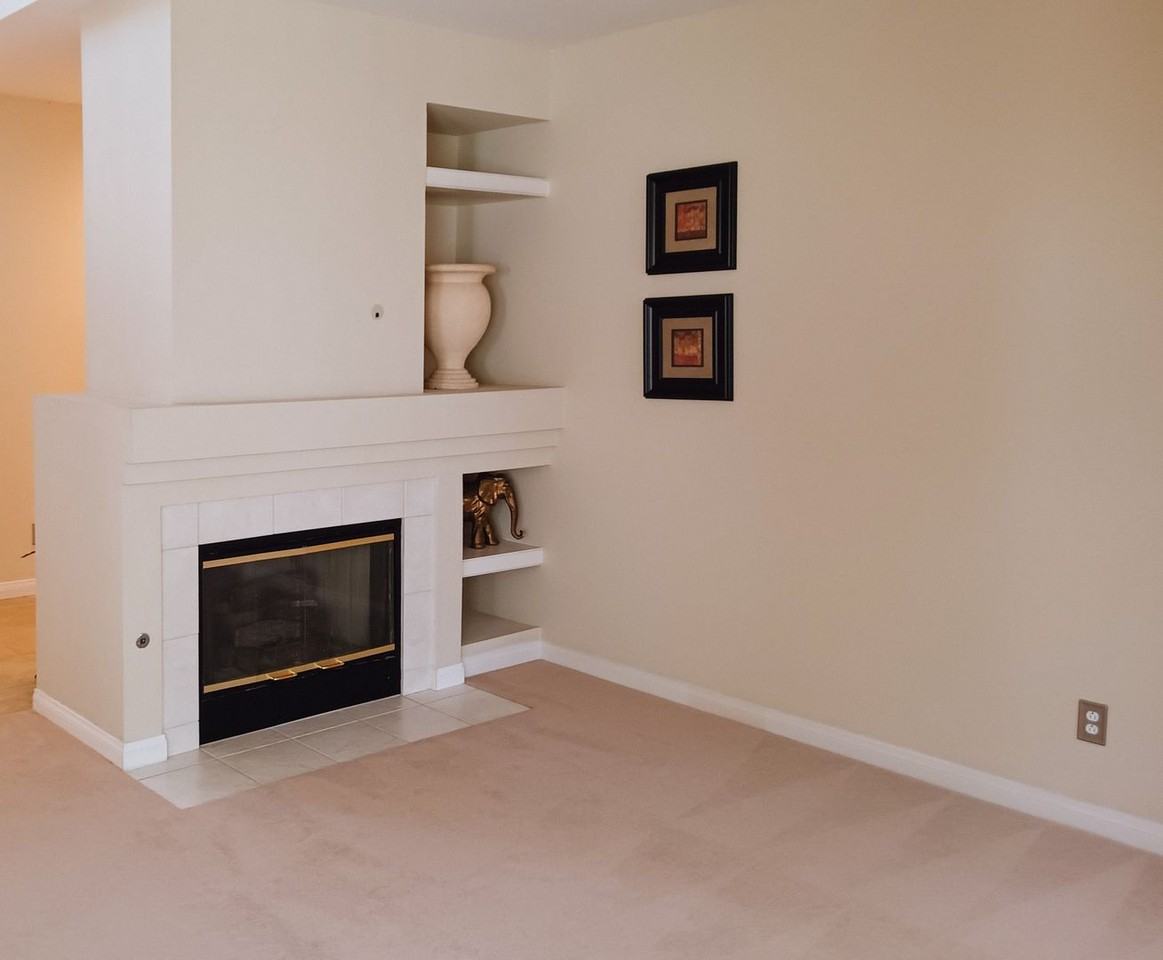 1152 La Vida Ct - Photo 4 of 16