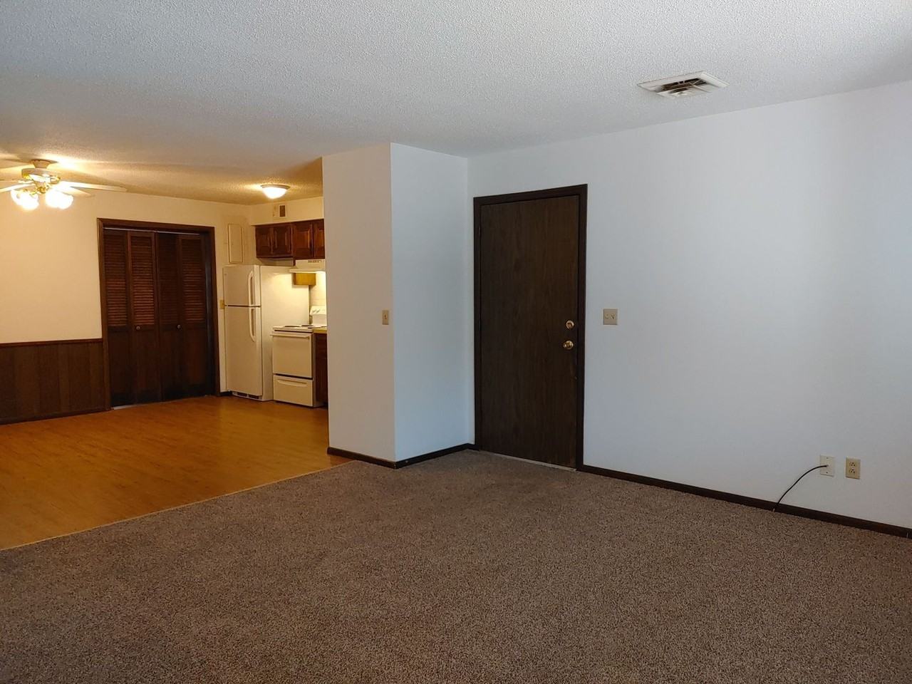 THEMIS 3028 - Photo 3 of 15