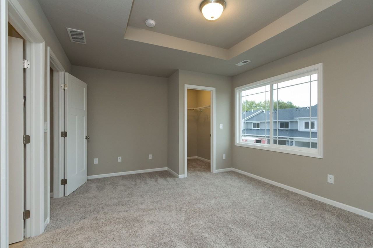 Delavan Townhomes - Photo 3 of 11