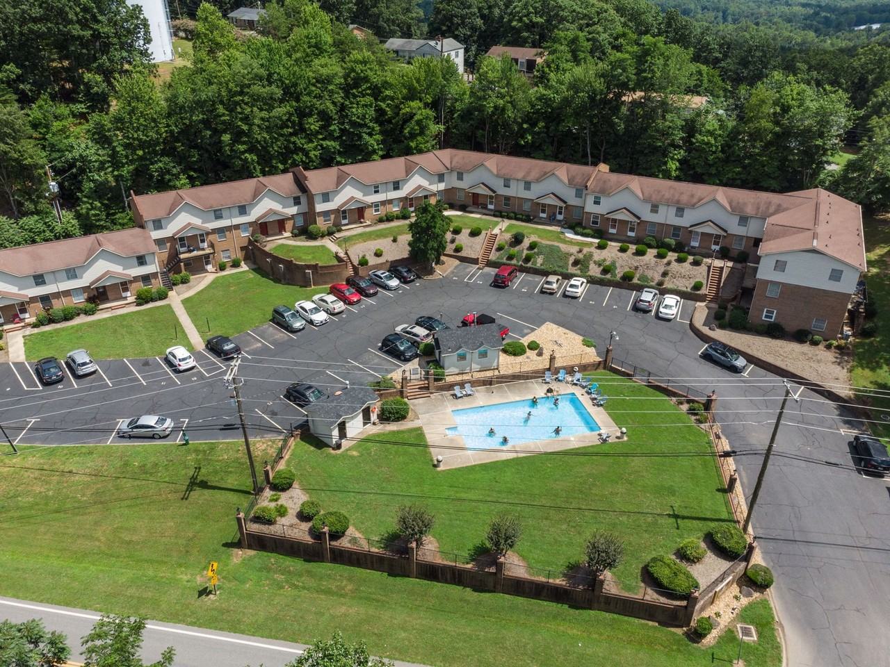 Foxtree Apartments - Photo 3 of 33