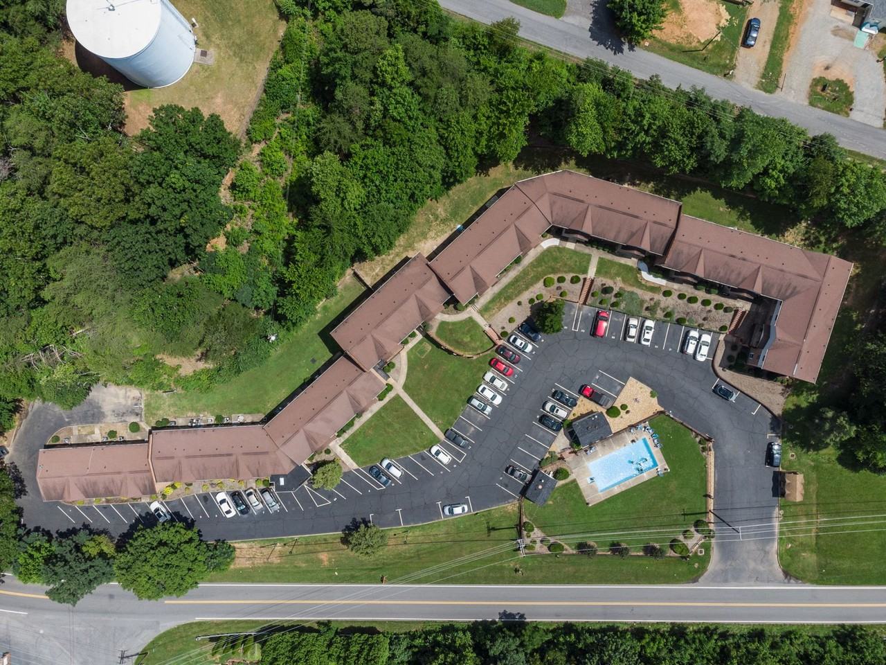 Foxtree Apartments - Photo 4 of 33