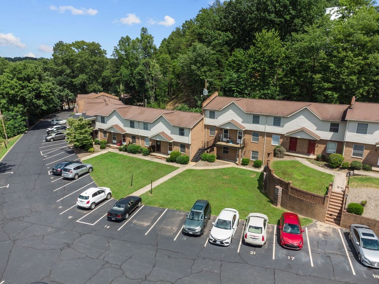 Foxtree Apartments - Photo 7 of 33