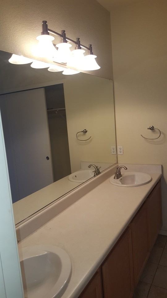 7584 Cricket Hill Dr Ne - Photo 6 of 9