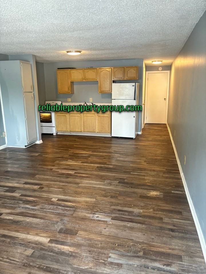 805 N Washington St #7 - Photo 2 of 8