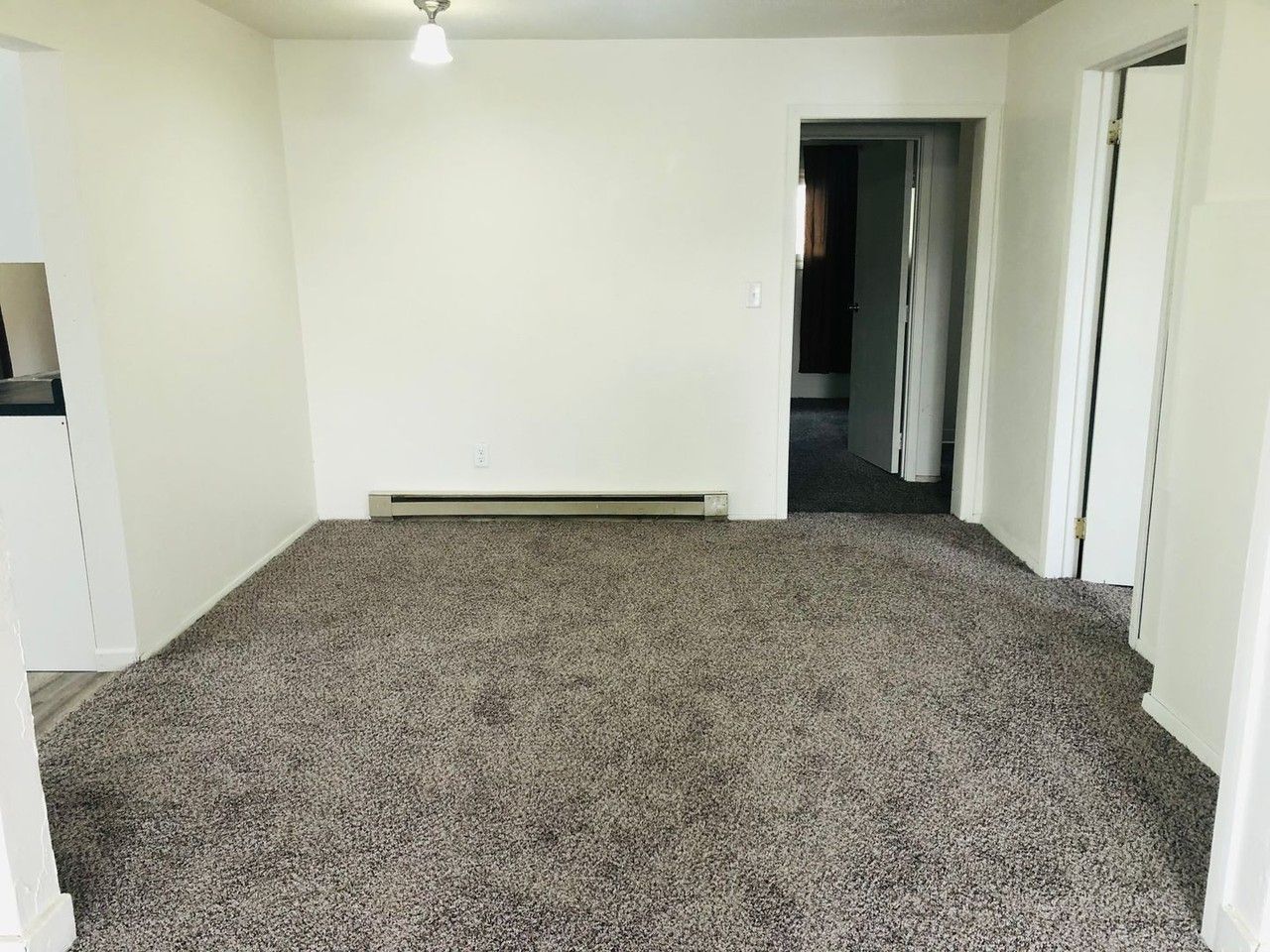114 4th Ave Nw - Photo 3 of 14