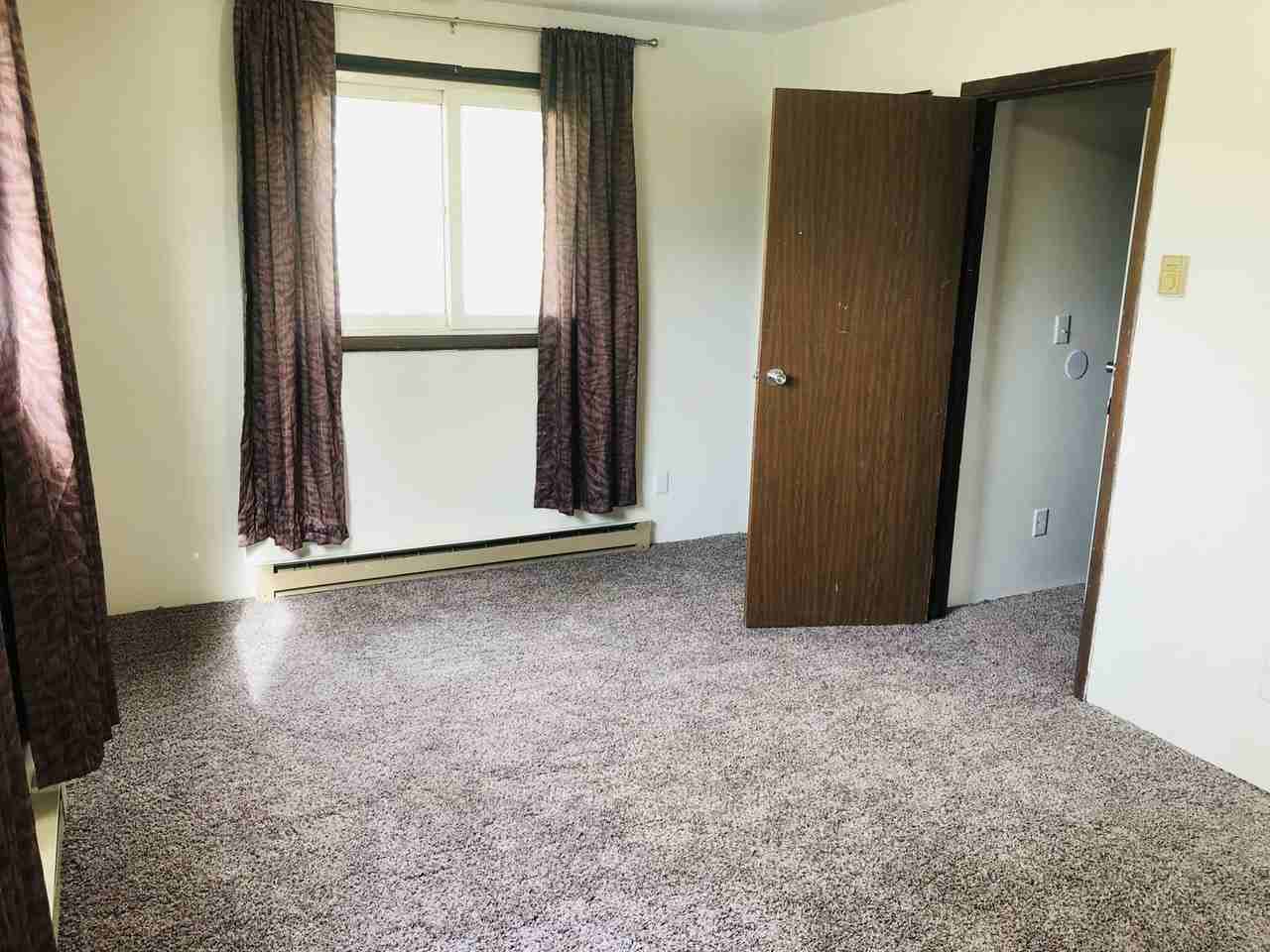 114 4th Ave Nw - Photo 7 of 14