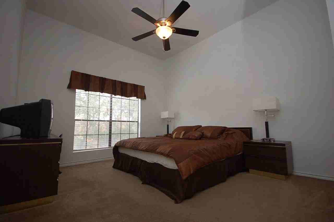1908 San Antonio St #312 - Photo 7 of 8
