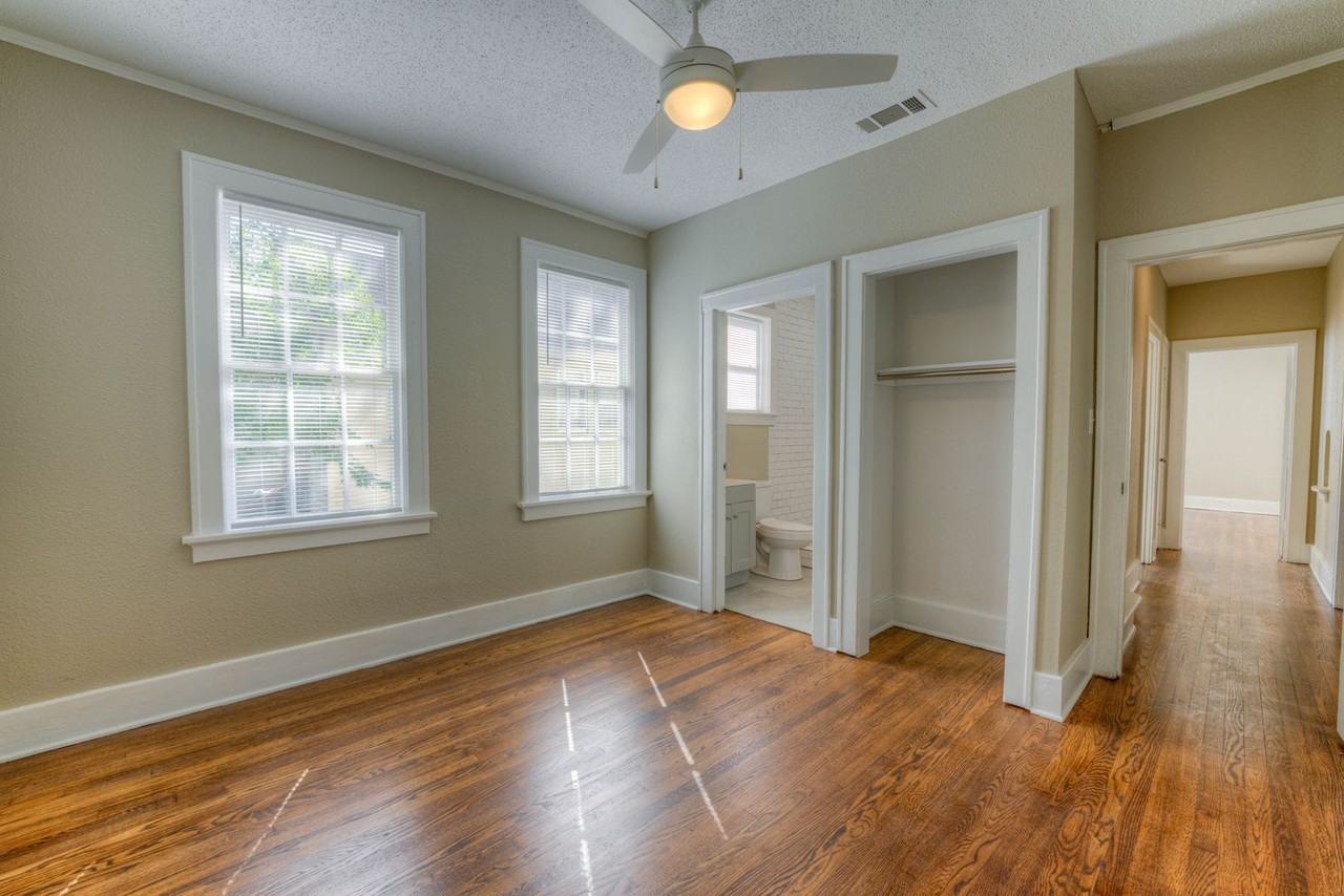 924 Maury St - Photo 6 of 20