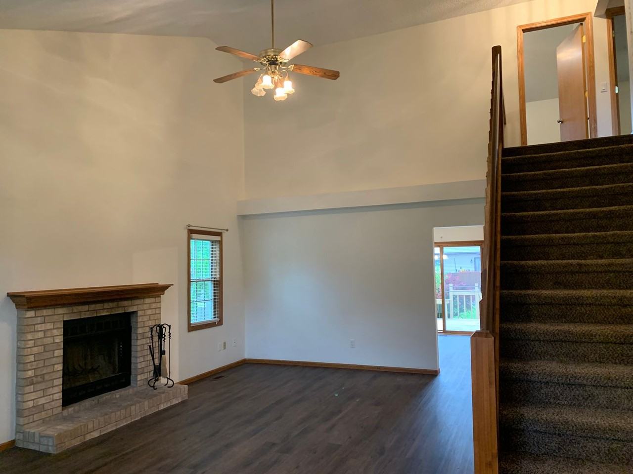 8502 Medallion Run - Photo 3 of 24