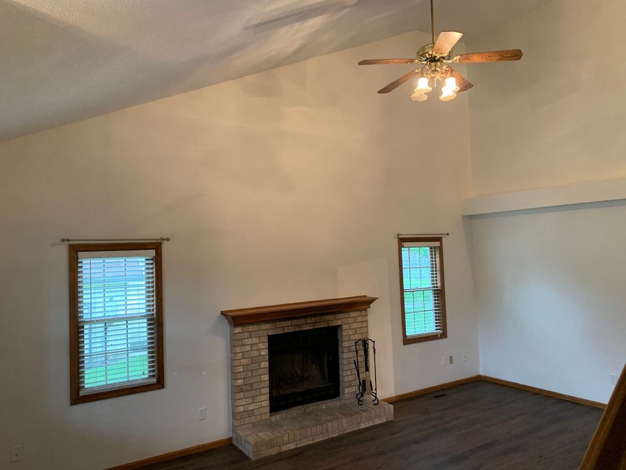 8502 Medallion Run - Photo 5 of 24