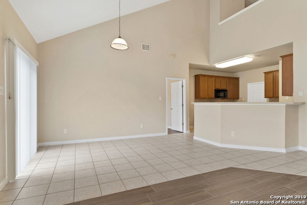 25811 Copperas Ln - Photo 7 of 24