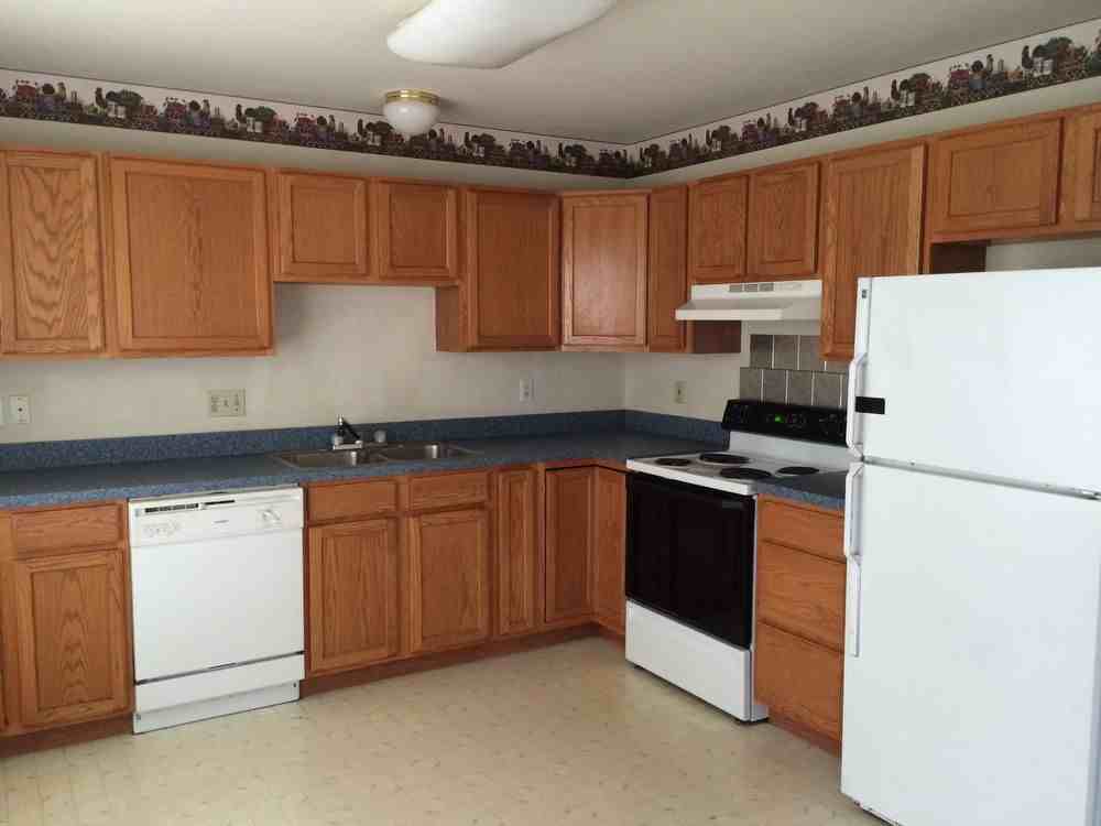 11691 Fort Union Dr - Photo 2 of 4