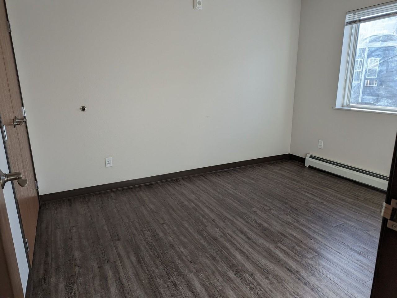 Park West apartments - Photo 5 of 10
