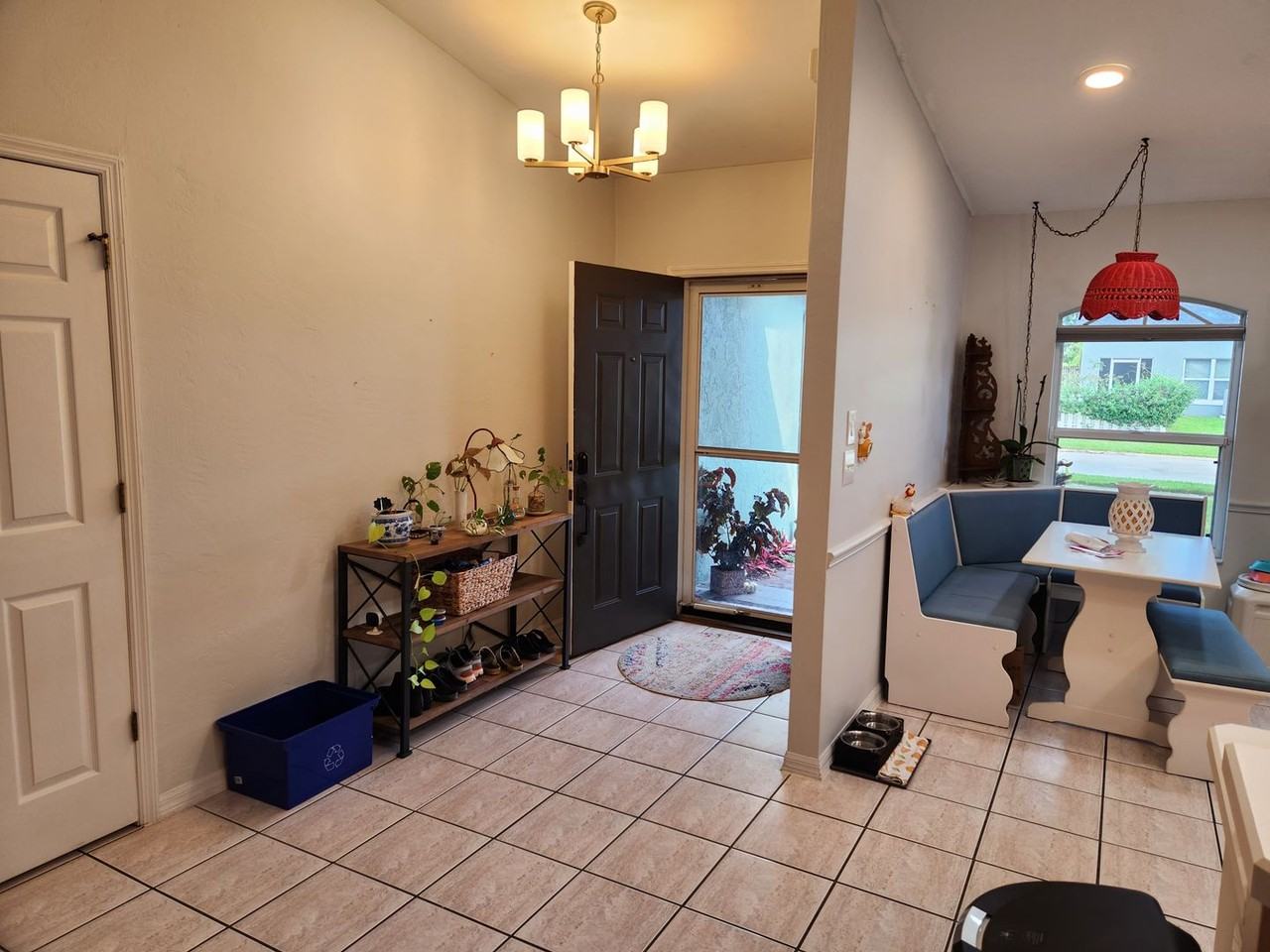 3817 Grove View Ln - Photo 2 of 12