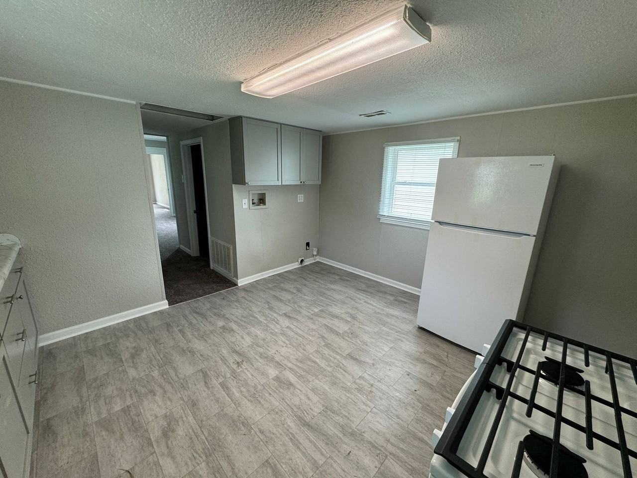 6412 Brown St - Photo 3 of 7