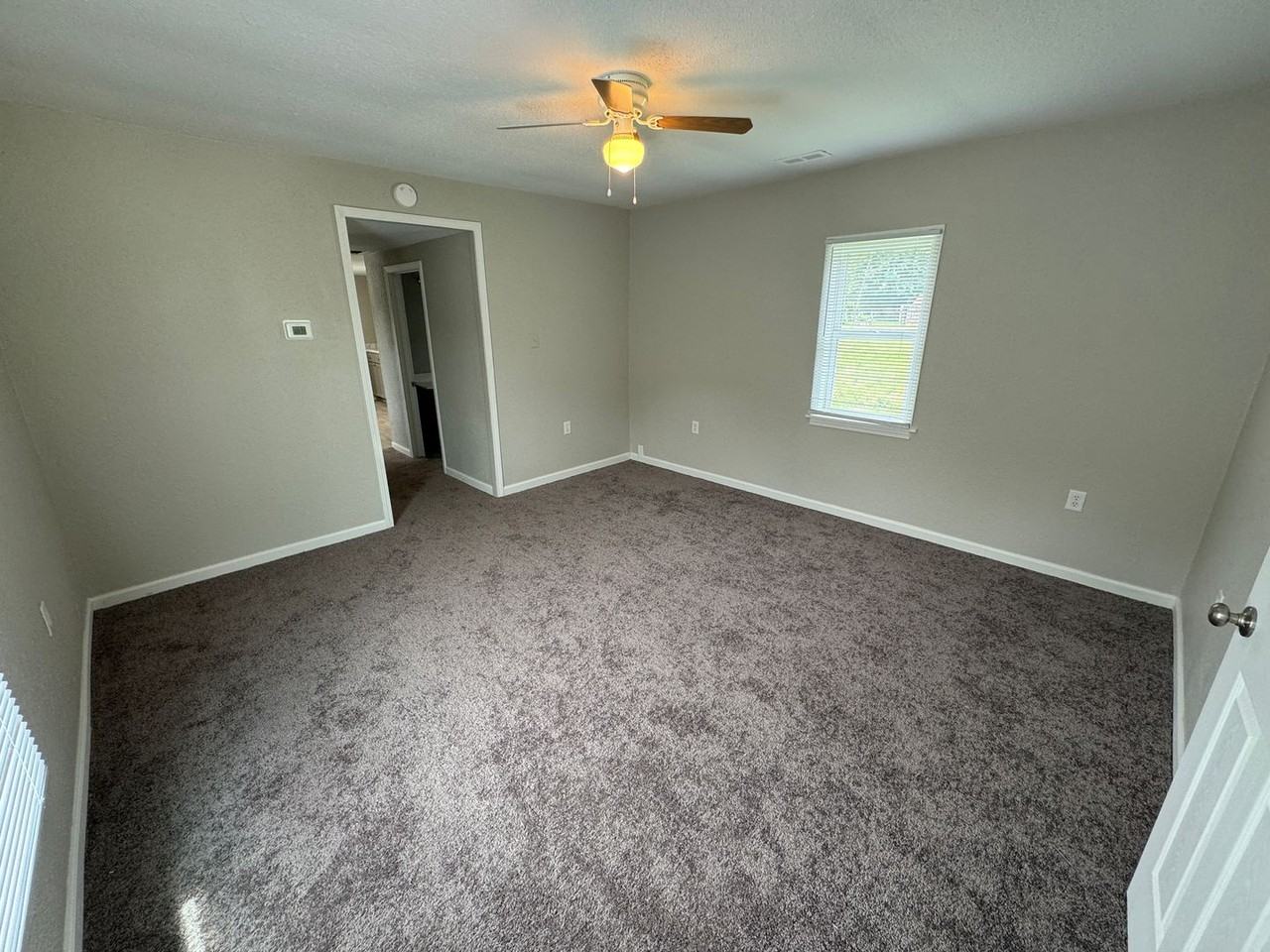 6412 Brown St - Photo 5 of 7