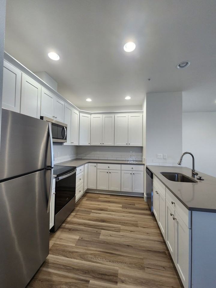 Newer Construction - Photo 7 of 14
